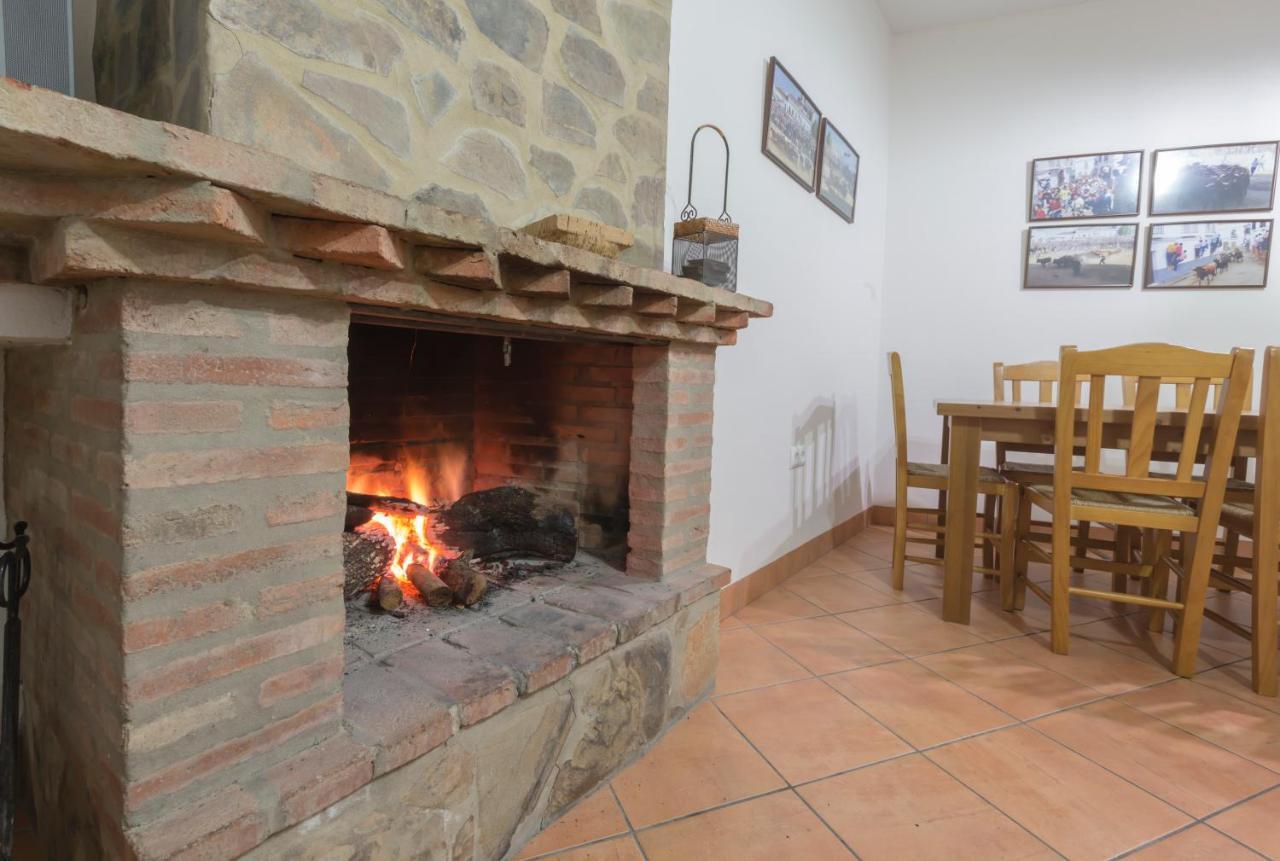 Casa Rural La Fuente Сегура-де-Леон Экстерьер фото